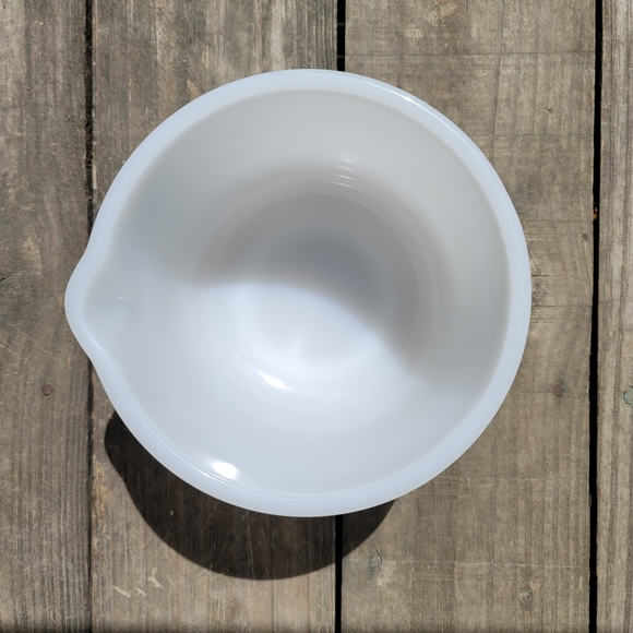Vtg Glasbake Milk Glass Mixer Bowl Sunbeam - Picture 8 of 14